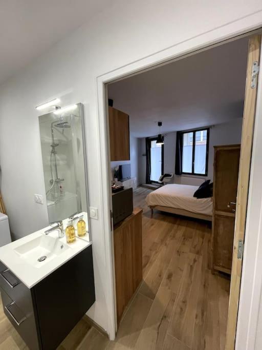 Alp Chartres - Cosy Studio Au Coeur De Chartres Avec Parking Exteriör bild